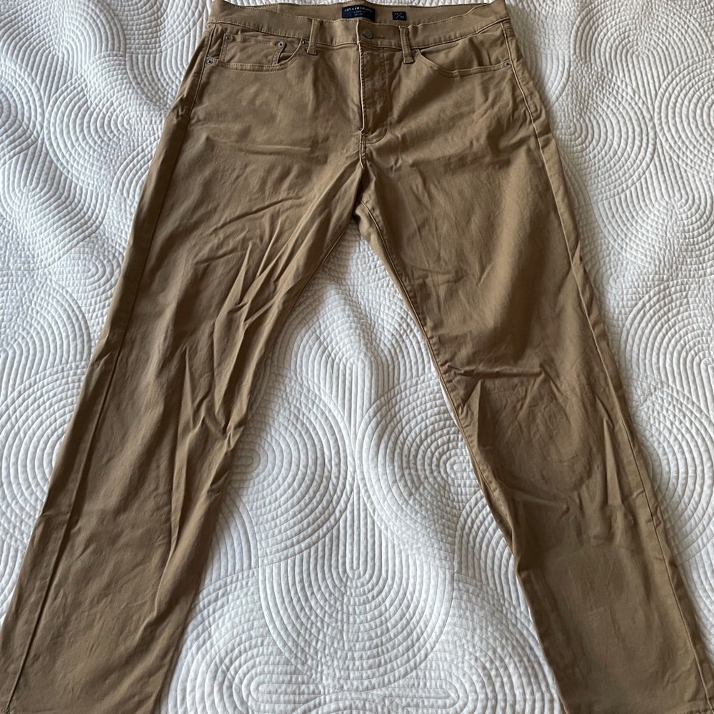 Luck Brand Tan Chinos 36/30